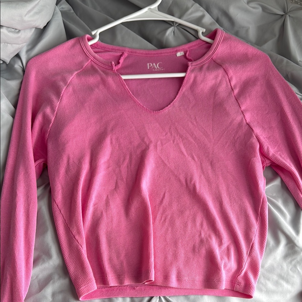 PacSun Pink Long Sleeve Cropped Tee